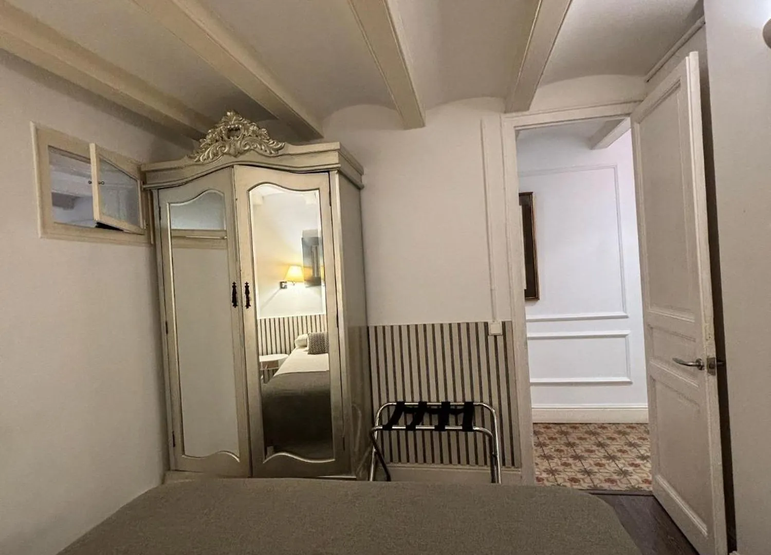 Rossello Apartment Barcelona 0*,